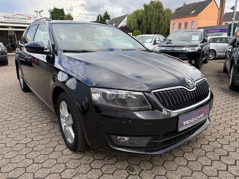 Schwarz Gebraucht 2014 Skoda Octavia Elegance Kombi | 6.700 € (Guter Preis) - Bild 1/4