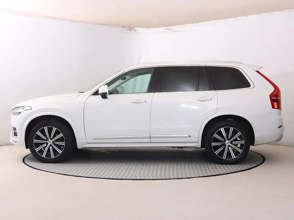 Gebraucht Volvo XC90 235 PS (172 kW) 2021 Weiß SUV