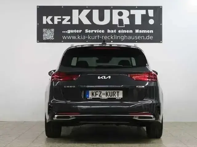 Neu Kia Ceed Sportswagon GT 140 PS (102 kW) 2025 Pentametal Kombi