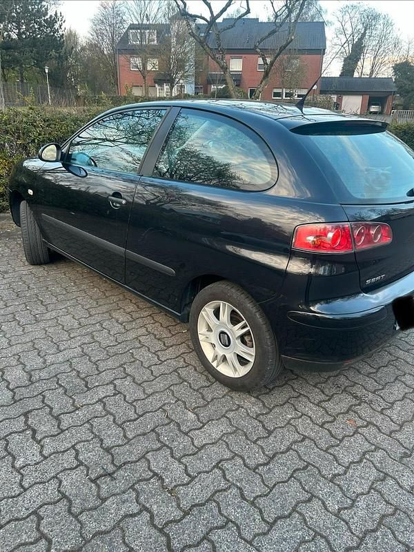 Gebraucht Seat Ibiza 101 PS (74 kW) 2005 Schwarz Kleinwagen