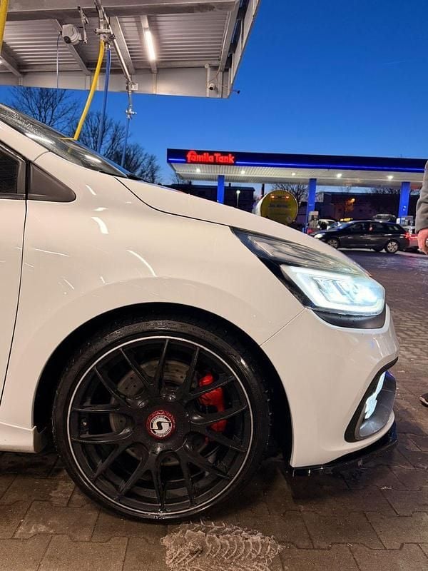 Gebraucht Renault Clio IV R.S. 200 PS (147 kW) 2016 Weiß Kleinwagen