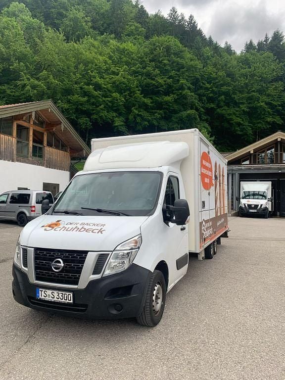 Weiß Gebraucht 2018 Nissan NV400 Van | 17.900 € - Bild 1/4