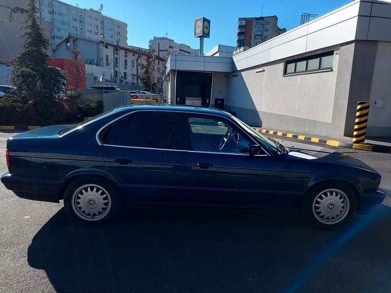 Second-hand BMW 525 Performance 192 CP (141 kW) 1992 Albastru Break