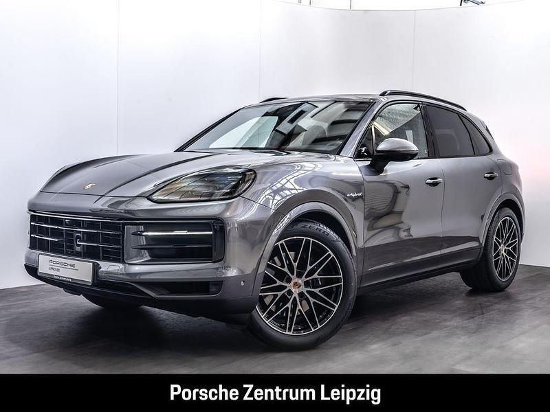 Grau Gebraucht 2024 Porsche Cayenne SUV | 104.800 € (Fairer Preis) - Bild 1/4