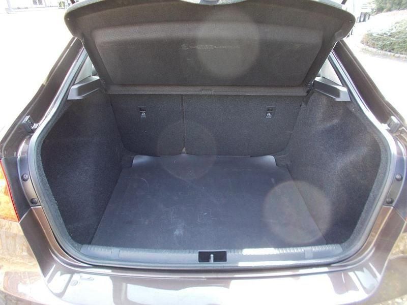 Gebraucht Seat Toledo Style 90 PS (66 kW) 2016 Braun Kleinwagen