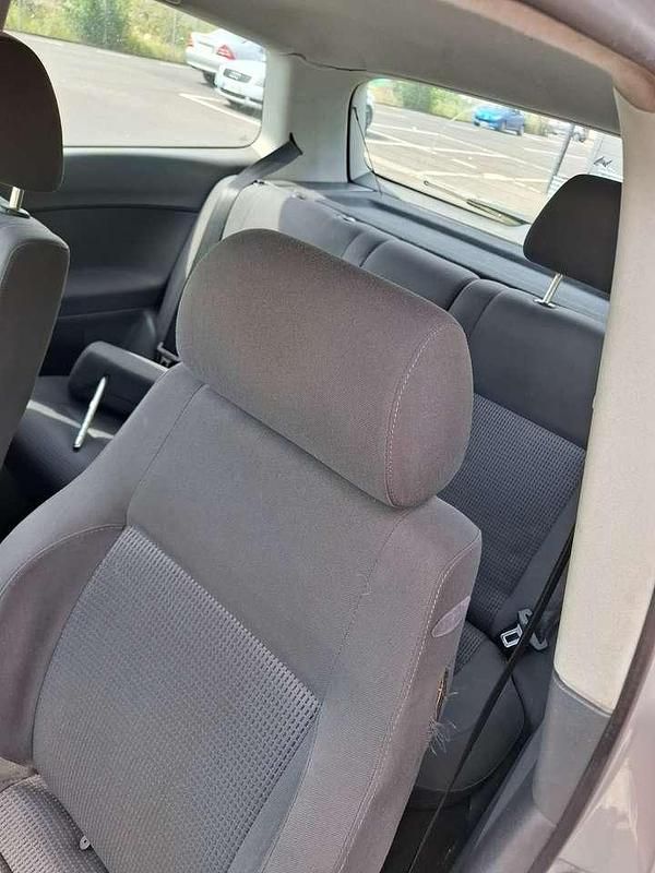 Gebraucht VW Polo 64 PS (47 kW) 2004 Grau Limousine