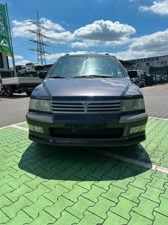 Violet Gebraucht 2000 Mitsubishi Space Wagon Van / Kleinbus | 1.700 € (Fairer Preis) - Bild 1/4