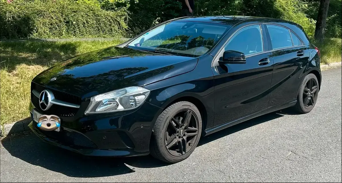 Gebraucht Mercedes A160 102 PS (75 kW) 2015 Schwarz Kleinwagen
