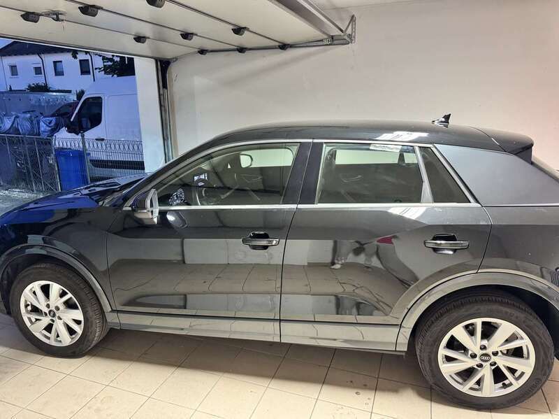 Schwarz Gebraucht 2022 Audi Q2 Advanced SUV | 26.000 € (Etwas zu teuer) - Bild 1/4