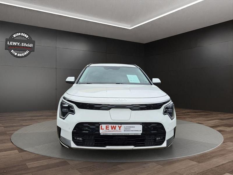 Gebraucht Kia e-Niro Inspiration 150 kW (204 PS) 2023 (ud) clear white SUV