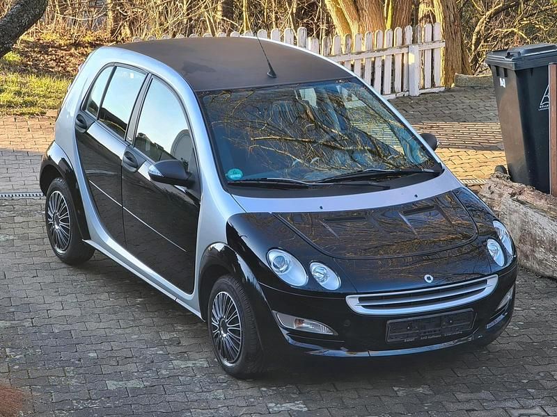 Second-hand Smart ForFour 75 CP (55 kW) 2004 Negru Hatchback