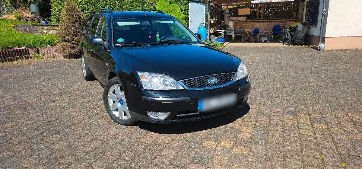 Gebraucht Ford Mondeo Ghia 155 PS (114 kW) 2006 Schwarz Kombi
