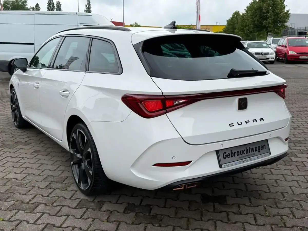 Używany Cupra Leon 150 KM (110 kW) 2021 Biały Kombi