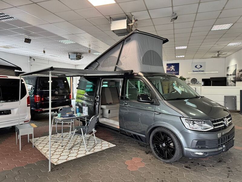 Grau Gebraucht 2018 VW T6 Edition Van | 57.980 € - Bild 1/4