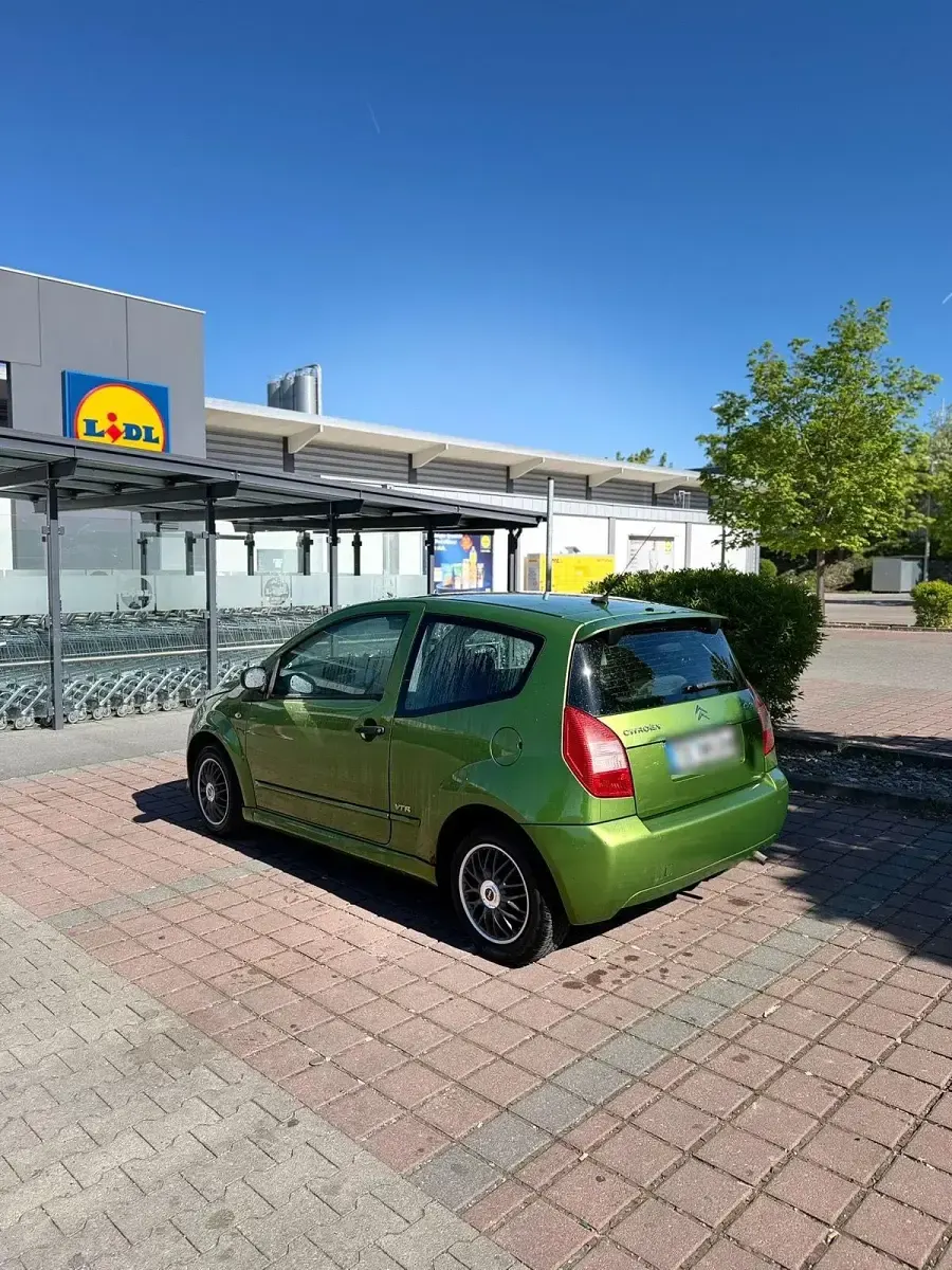 Gebraucht Citroën C2 73 PS (53 kW) 2005 Grün Kleinwagen