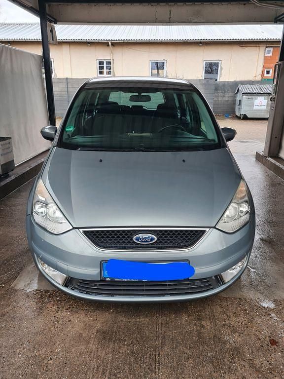 Gebraucht Ford Galaxy Ghia 145 PS (106 kW) 2009 Van / Kleinbus