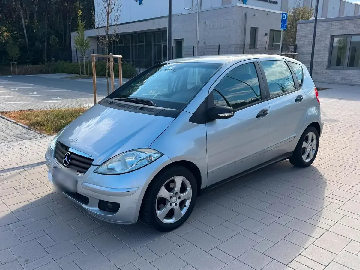 Gebraucht Mercedes A150 95 PS (69 kW) 2005 Silber Kleinwagen
