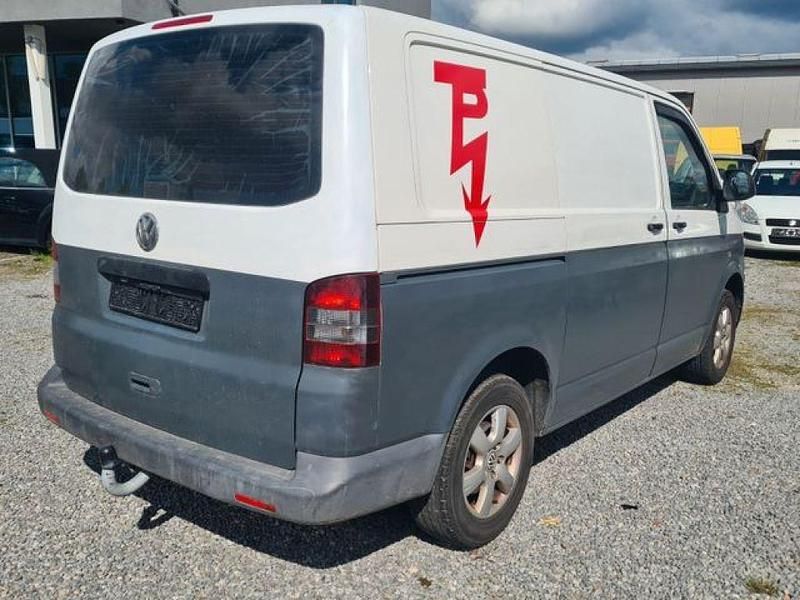 Gebraucht VW Transporter 84 PS (61 kW) 2011 Candyweiß Van