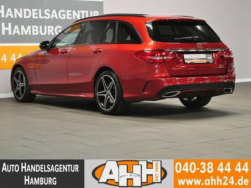 Gebraucht Mercedes C200 AMG 184 PS (135 kW) 2017 Manufaktur hyazinthrot met. Kombi