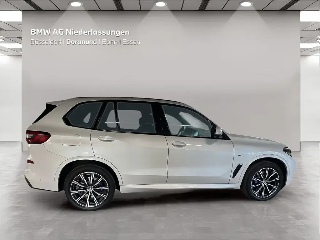 Gebraucht BMW X5 M Sport 286 PS (210 kW) 2023 Weiß SUV