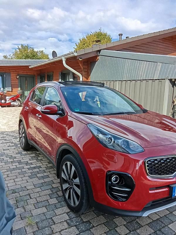 Rot Gebraucht 2017 Kia Sportage SUV | 17.900 € (Guter Preis) - Bild 1/4