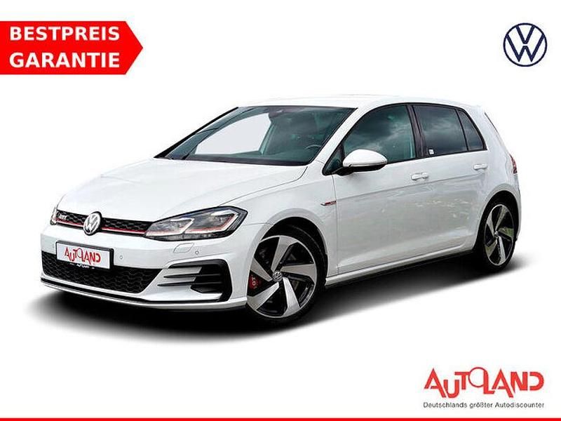 Weiß Gebraucht 2020 VW Golf VII GTI Limousine | 25.950 € (Etwas zu teuer) - Bild 1/4