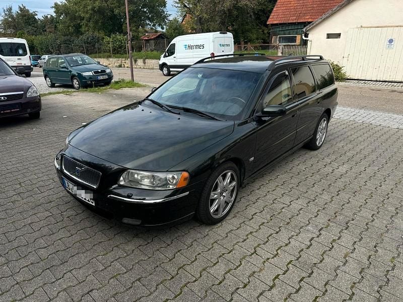 Gebraucht Volvo V70 163 PS (119 kW) 2005 Grün Kombi