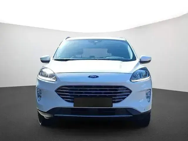 Gebraucht Ford Kuga Titanium 225 PS (165 kW) 2022 Weiß SUV