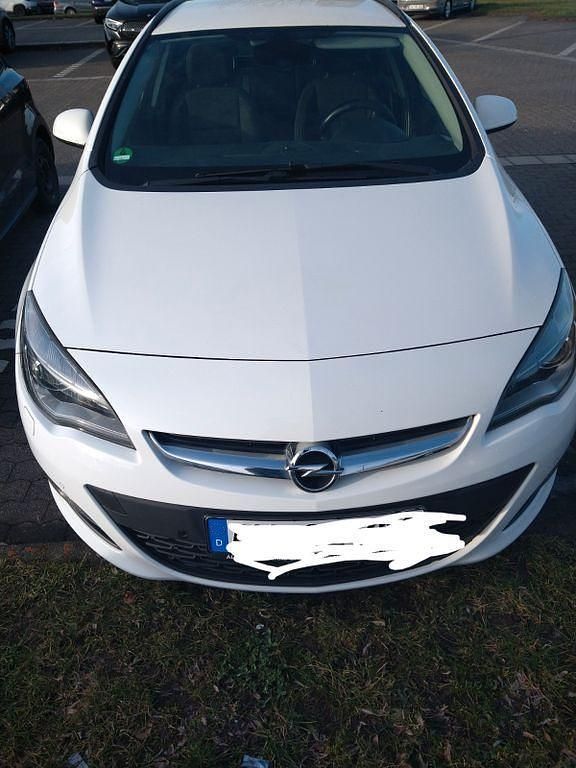 Gebraucht Opel Astra S 110 PS (80 kW) 2015 Weiß Limousine