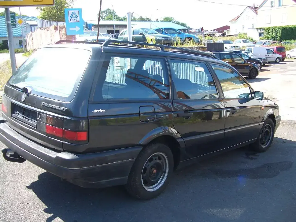 Gebraucht VW Passat GT 116 PS (85 kW) 1993 Schwarz Kombi