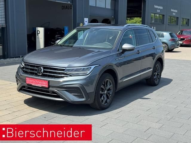 Grau Gebraucht 2024 VW Tiguan Allspace S SUV | 38.950 € (Fairer Preis) - Bild 1/4