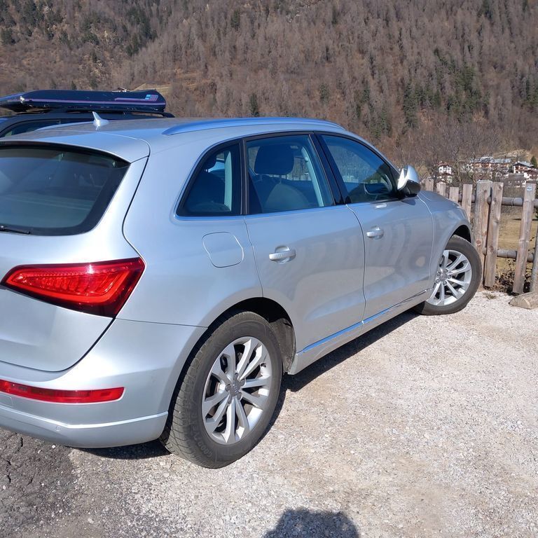 Silber Gebraucht 2013 Audi Q5 SUV | 8.600 € (Etwas zu teuer) - Bild 1/4