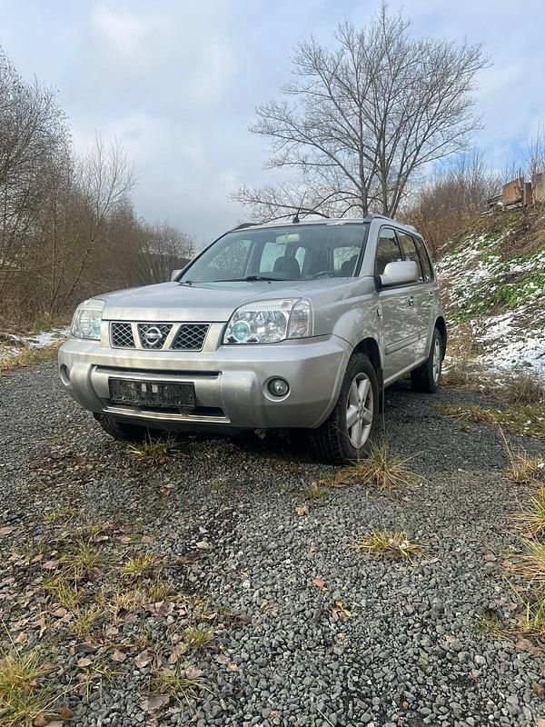 Silber Gebraucht 2003 Nissan X-Trail SUV | 2.300 € (Fairer Preis) - Bild 1/4
