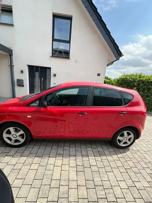 Gebraucht Seat Altea 102 PS (75 kW) 2004 Rot Van / Kleinbus
