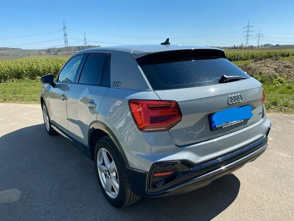 Gebraucht Audi Q2 S-Line 190 PS (139 kW) 2022 Grau SUV