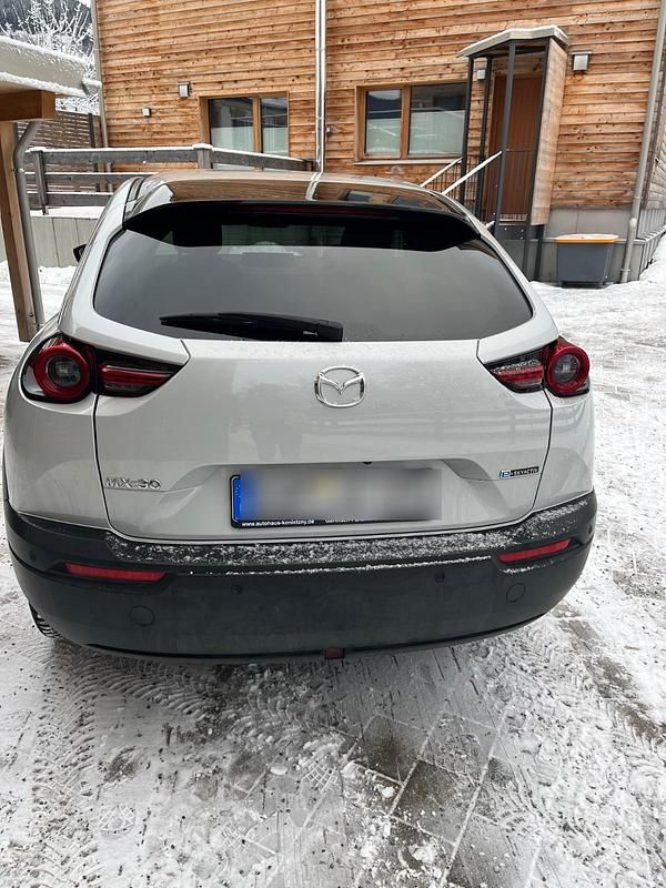 Gebraucht Mazda MX30 106 kW (145 PS) 2022 Weiß SUV