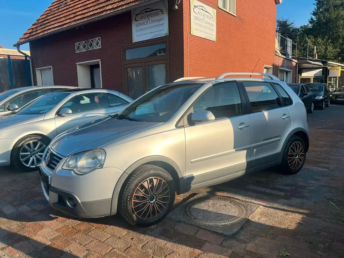 Używany VW Polo Cross 69 KM (50 kW) 2007 Srebrny Hatchback