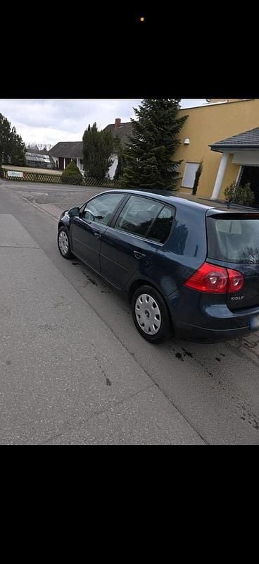 Gebraucht VW Golf IV 105 PS (77 kW) 2005 Andere farben Limousine