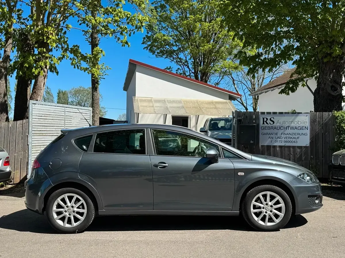 Gebraucht Seat Leon Style 105 PS (77 kW) 2009 Grau Kleinwagen