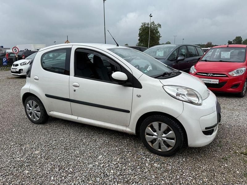 Weiß Gebraucht 2009 Citroën C1 Style Kleinwagen | 1.599 € (Guter Preis) - Bild 1/4