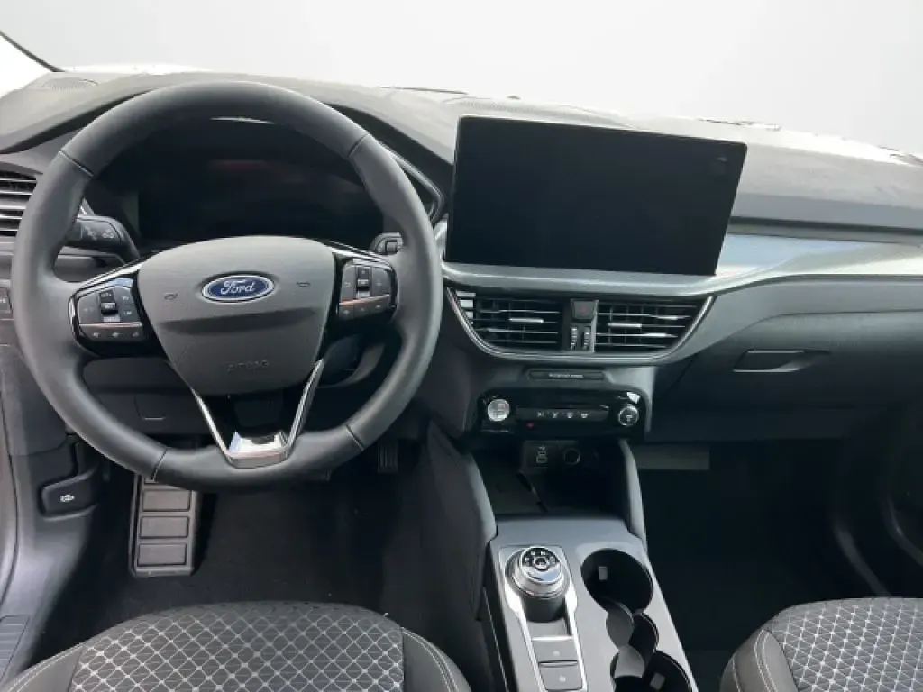 Gebraucht Ford Kuga Titanium 242 PS (177 kW) 2025 Frozen white SUV
