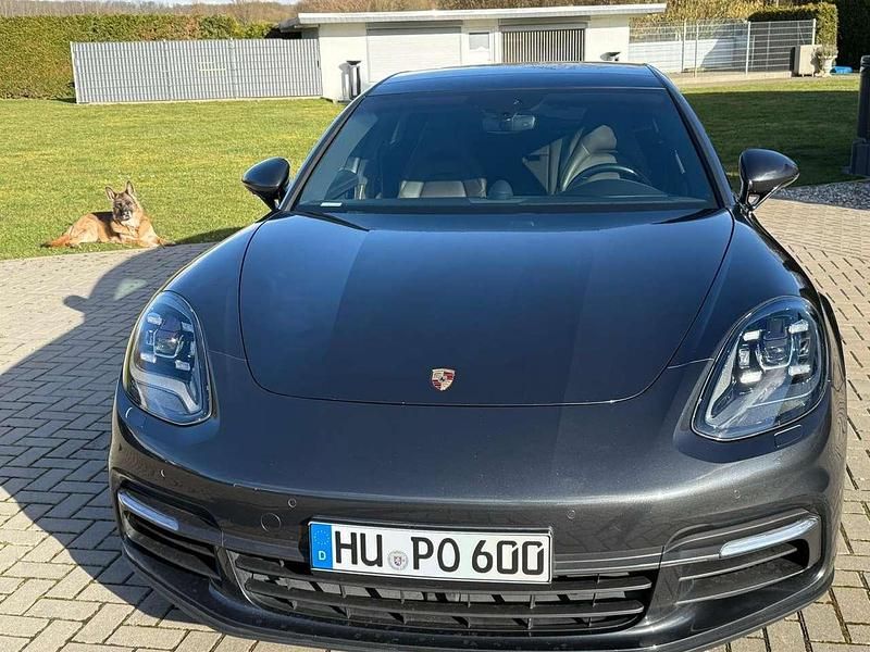 Gebraucht Porsche Panamera Sport 441 PS (324 kW) 2018 Grau Kombi