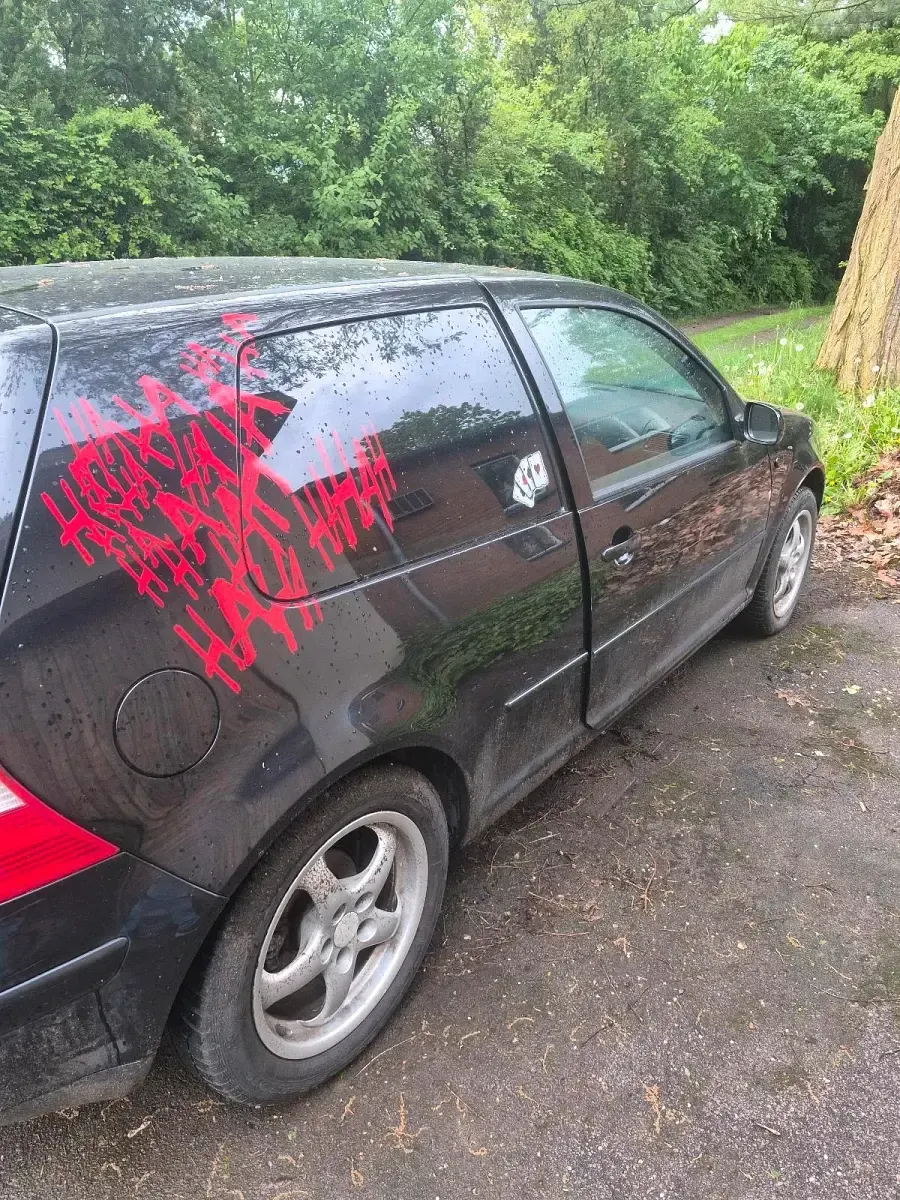 Gebraucht VW Golf IV 115 PS (84 kW) 2003 Schwarz Kleinwagen
