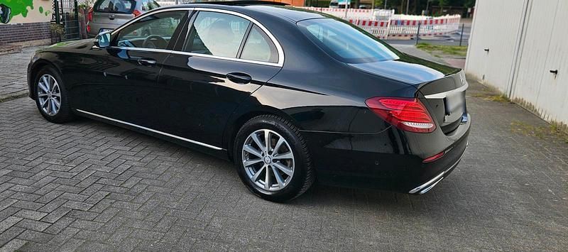 Brugt Mercedes E220 190 HK (139 kW) 2016 Sort Sedan