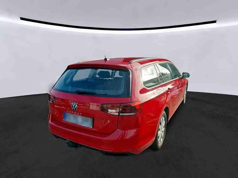 Second-hand VW Passat Business 122 CP (89 kW) 2021 Roșu Break