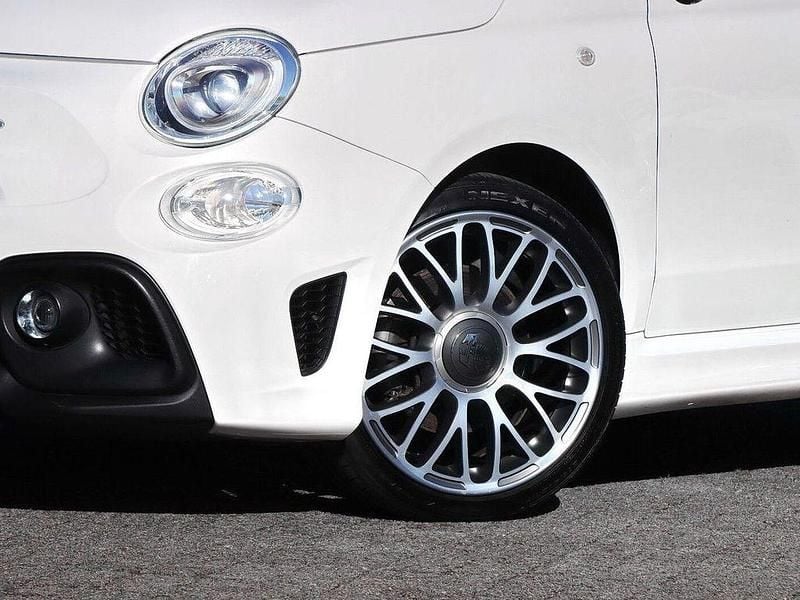 Gebraucht Abarth 595 145 PS (106 kW) 2019 Weiß Limousine