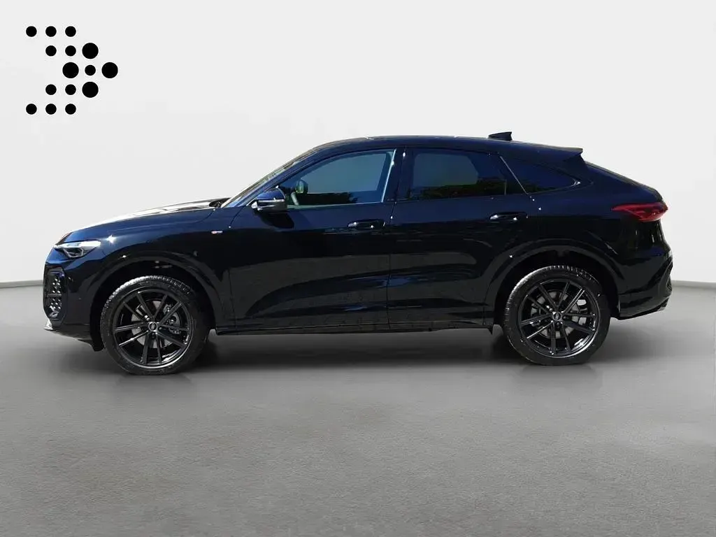 Neu Audi Q5 Sportback Sport 204 PS (150 kW) 2026 Schwarz SUV