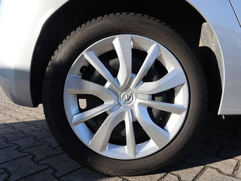 Gebraucht Opel Corsa 101 PS (74 kW) 2024 Silber Limousine