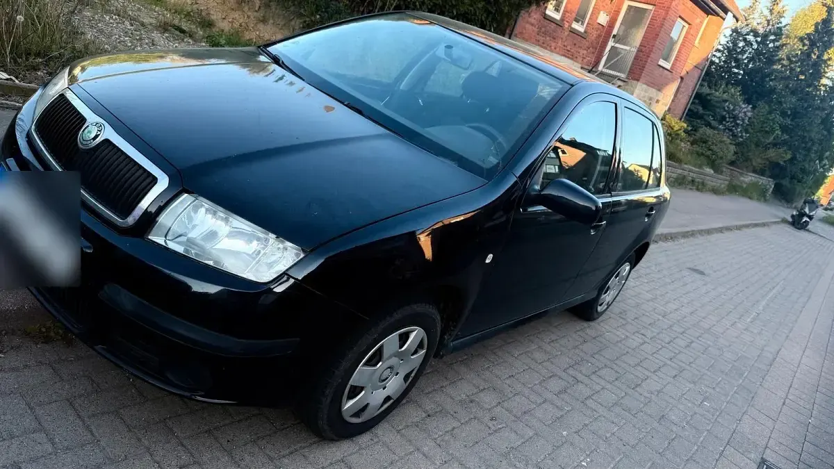 Second-hand Skoda Fabia 75 CP (55 kW) 2006 Negru Hatchback