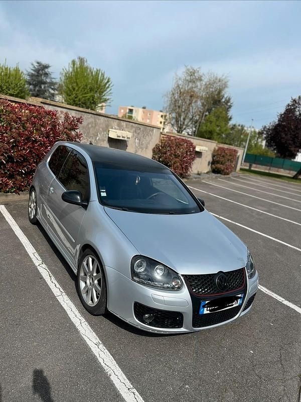 Gebraucht VW Golf Edition 230 PS (169 kW) 2010 Coupé